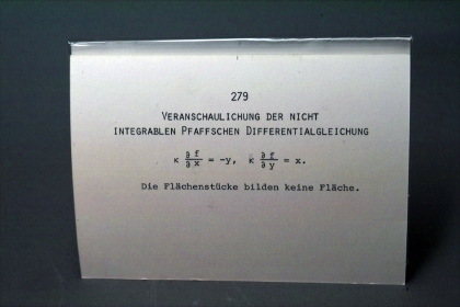 The non-integrabel pfaffian problem ydx - xdy + k dz = 0