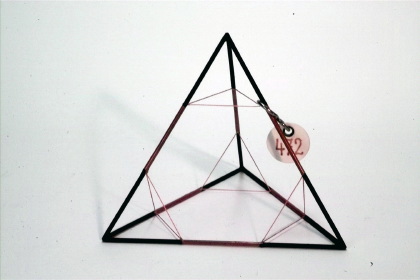 Tetraeder mit einbeschriebenem Tetraederstumpf